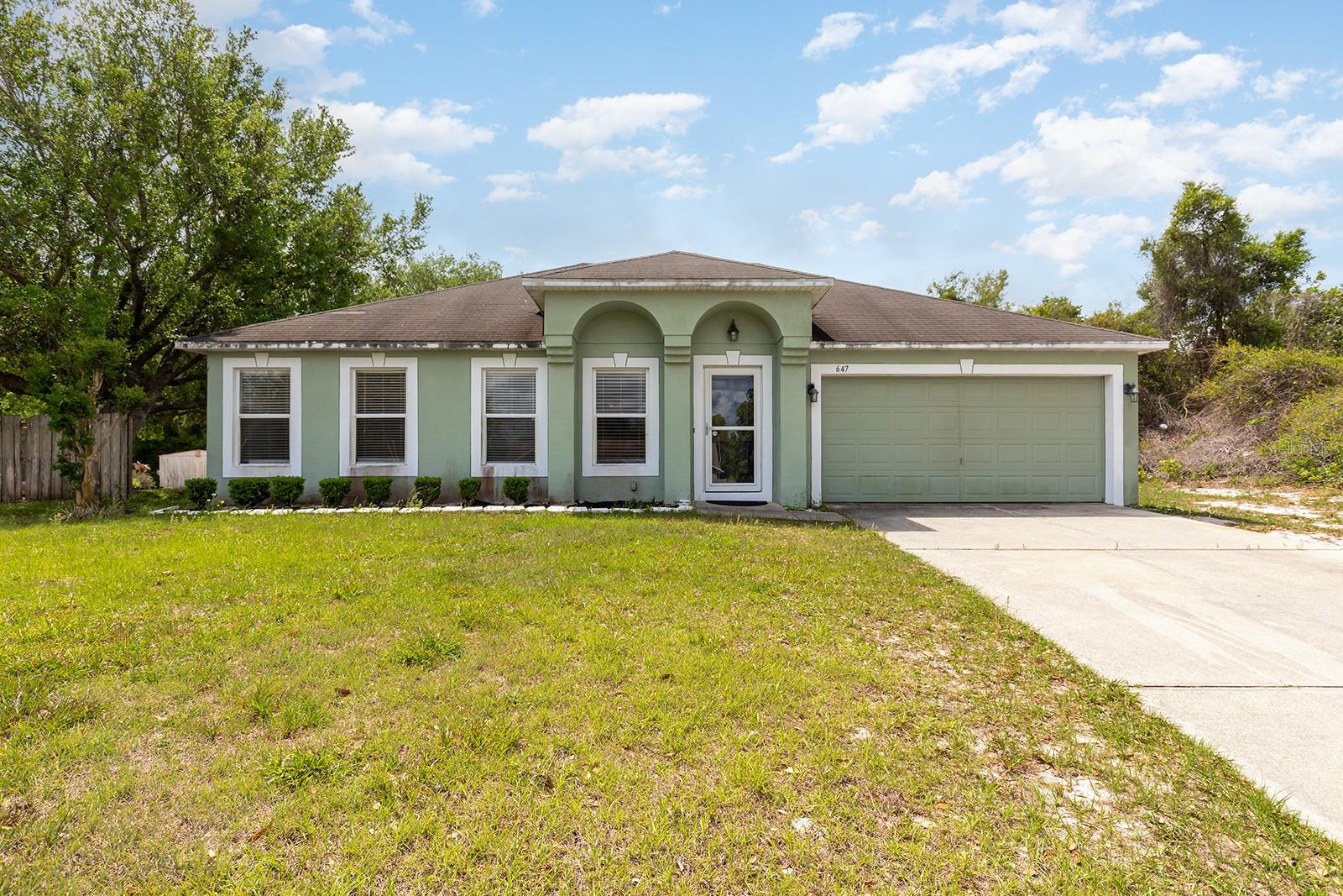DELTONA LAKES - Residential