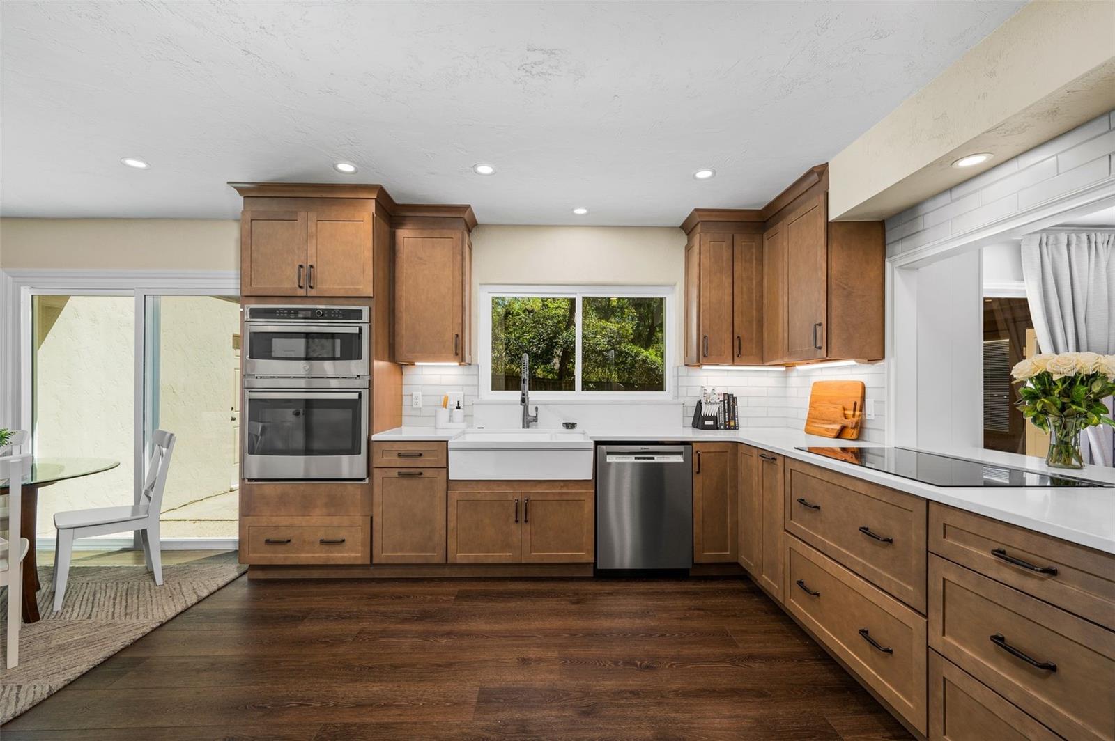 SUNNINGDALE - Residential