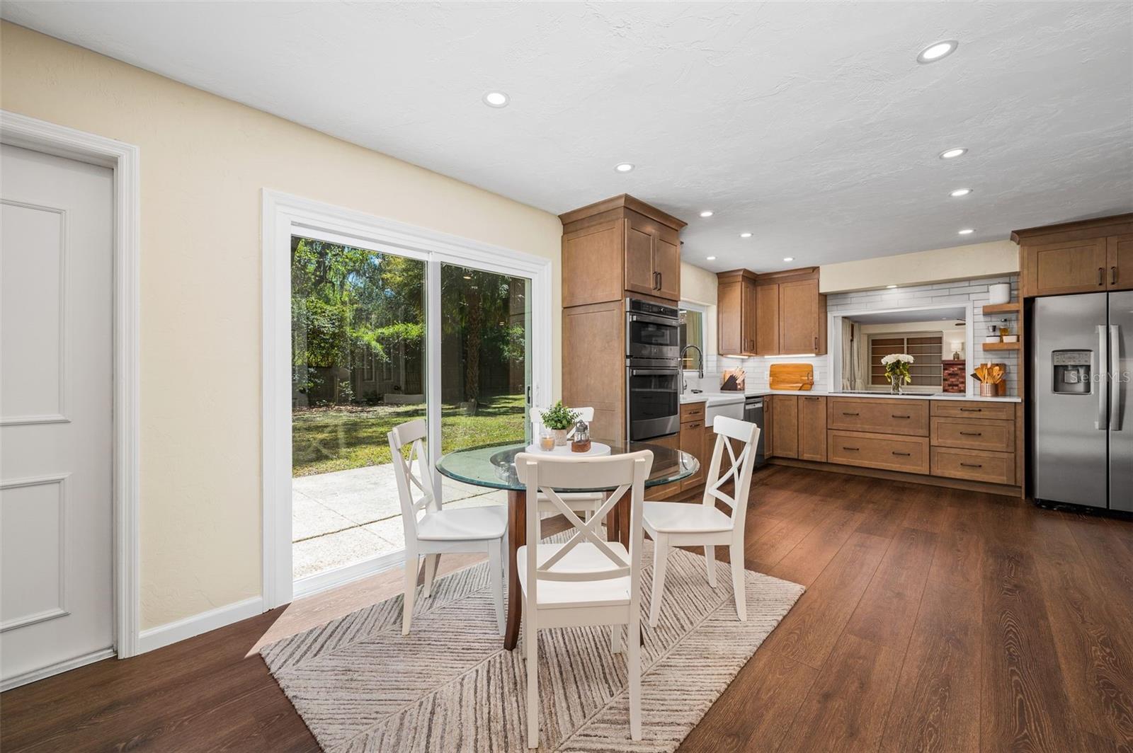 SUNNINGDALE - Residential