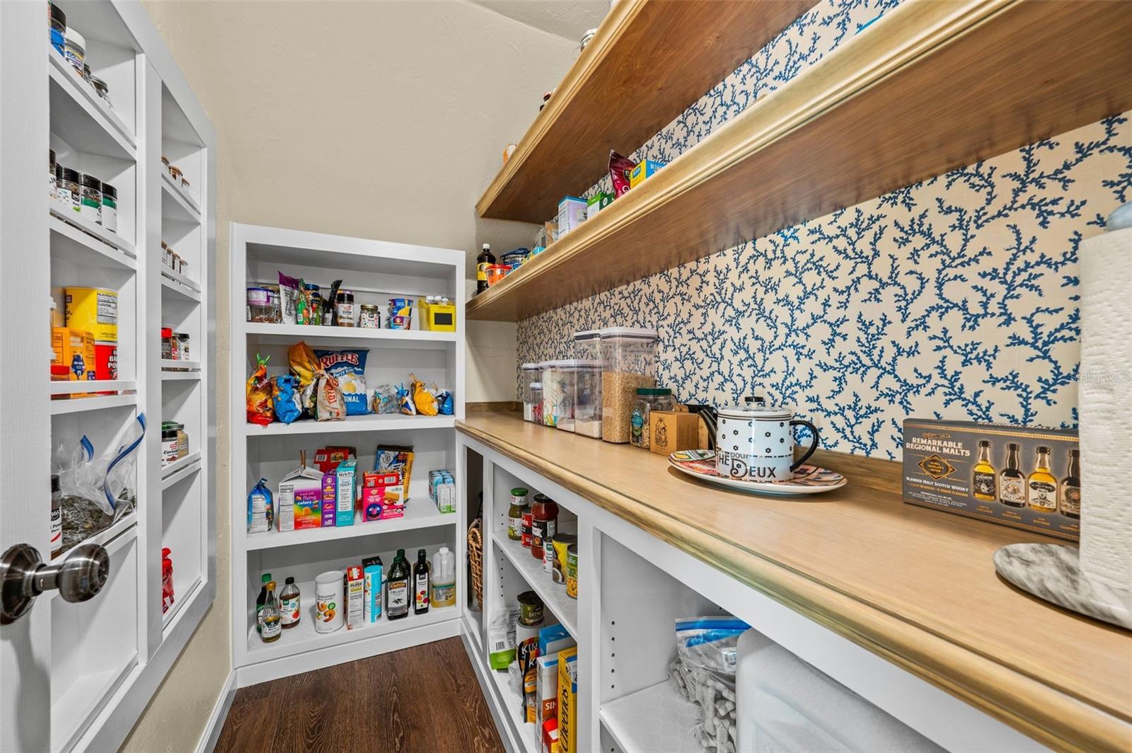 SUNNINGDALE - Residential