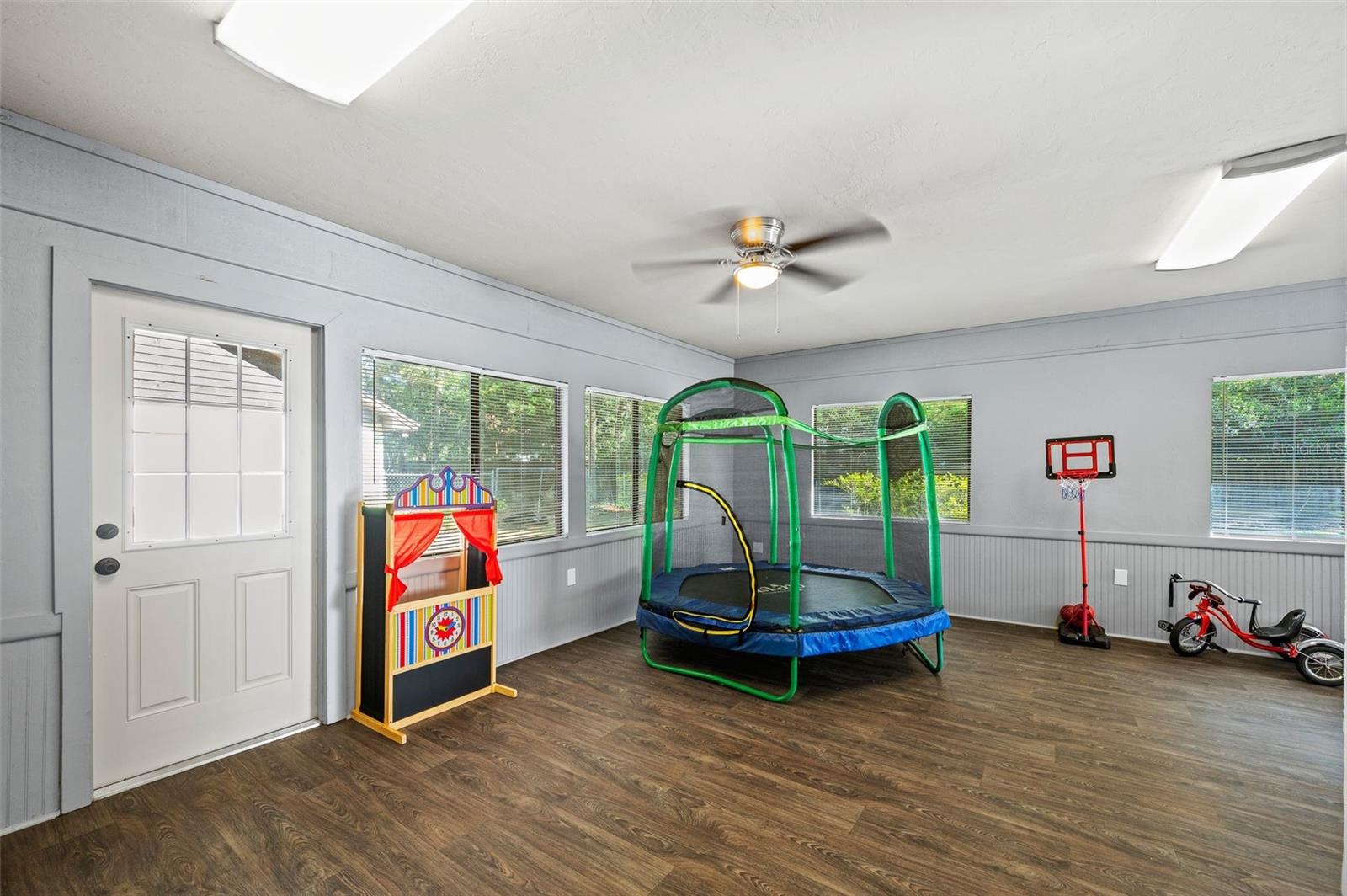 SUNNINGDALE - Residential