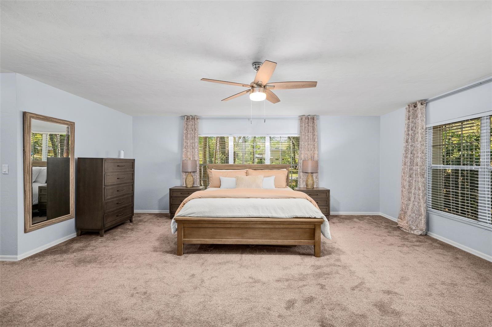 SUNNINGDALE - Residential