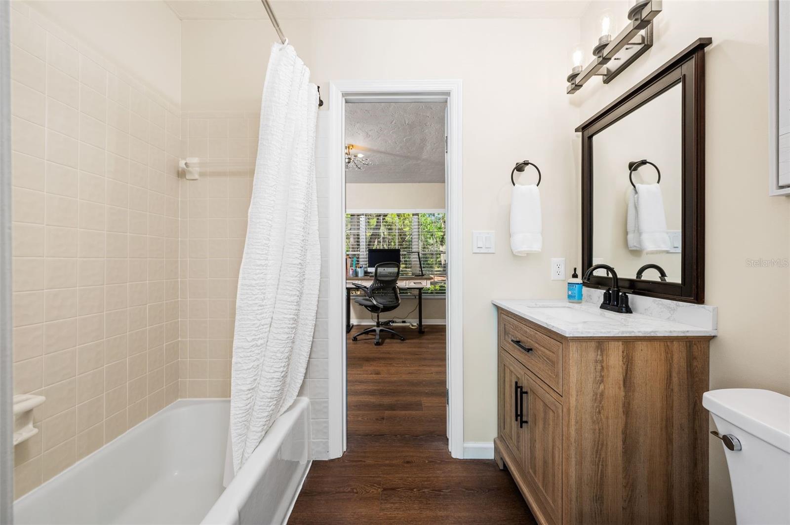 SUNNINGDALE - Residential