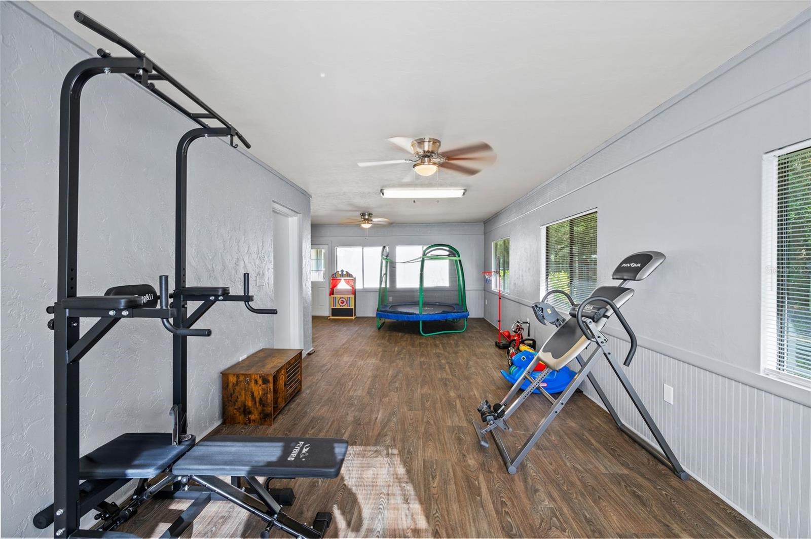 SUNNINGDALE - Residential