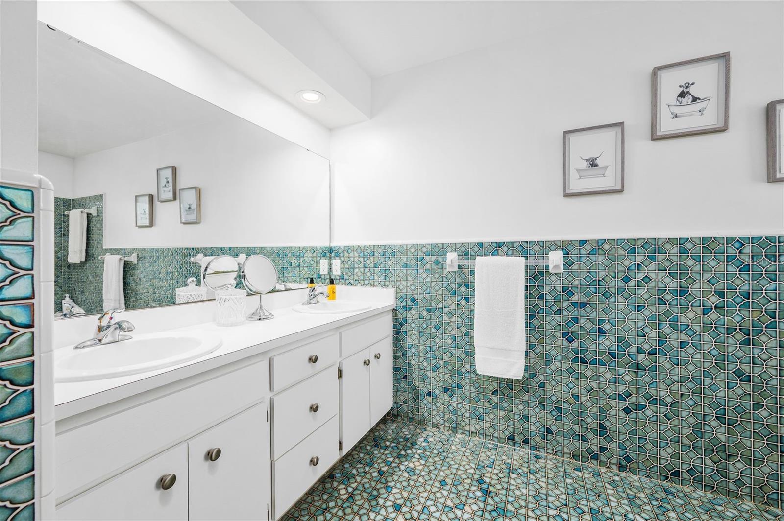 SUNNINGDALE - Residential