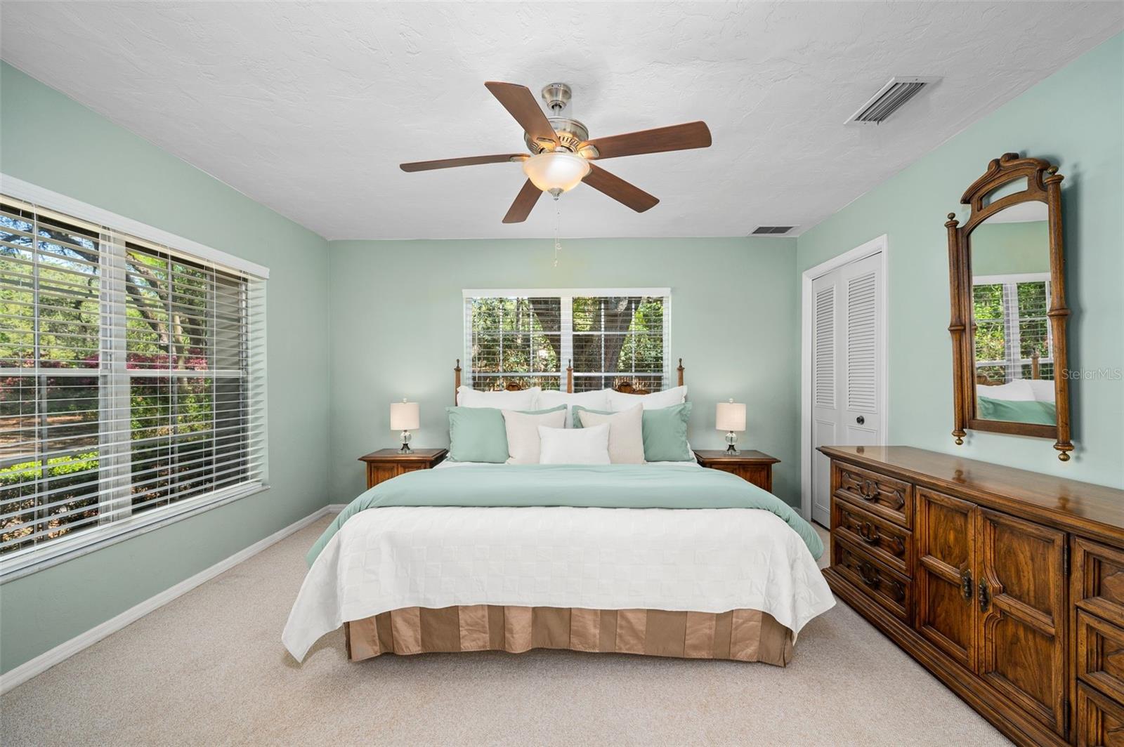 SUNNINGDALE - Residential