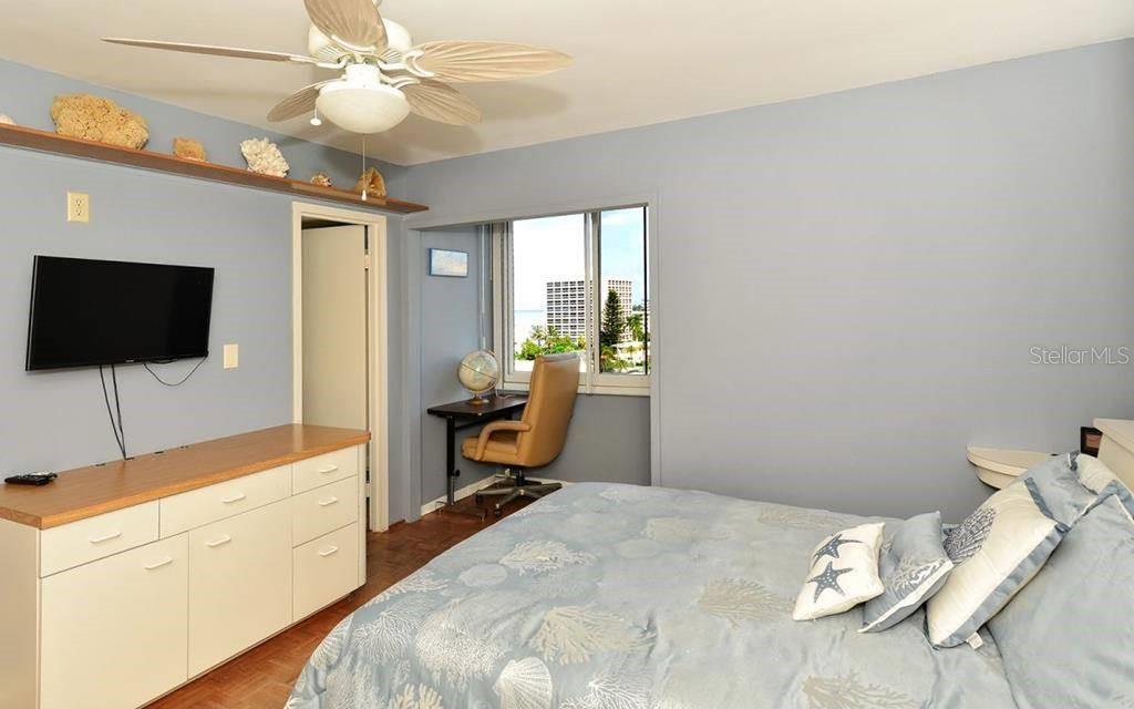 1055 W PEPPERTREE DRIVE 603AA