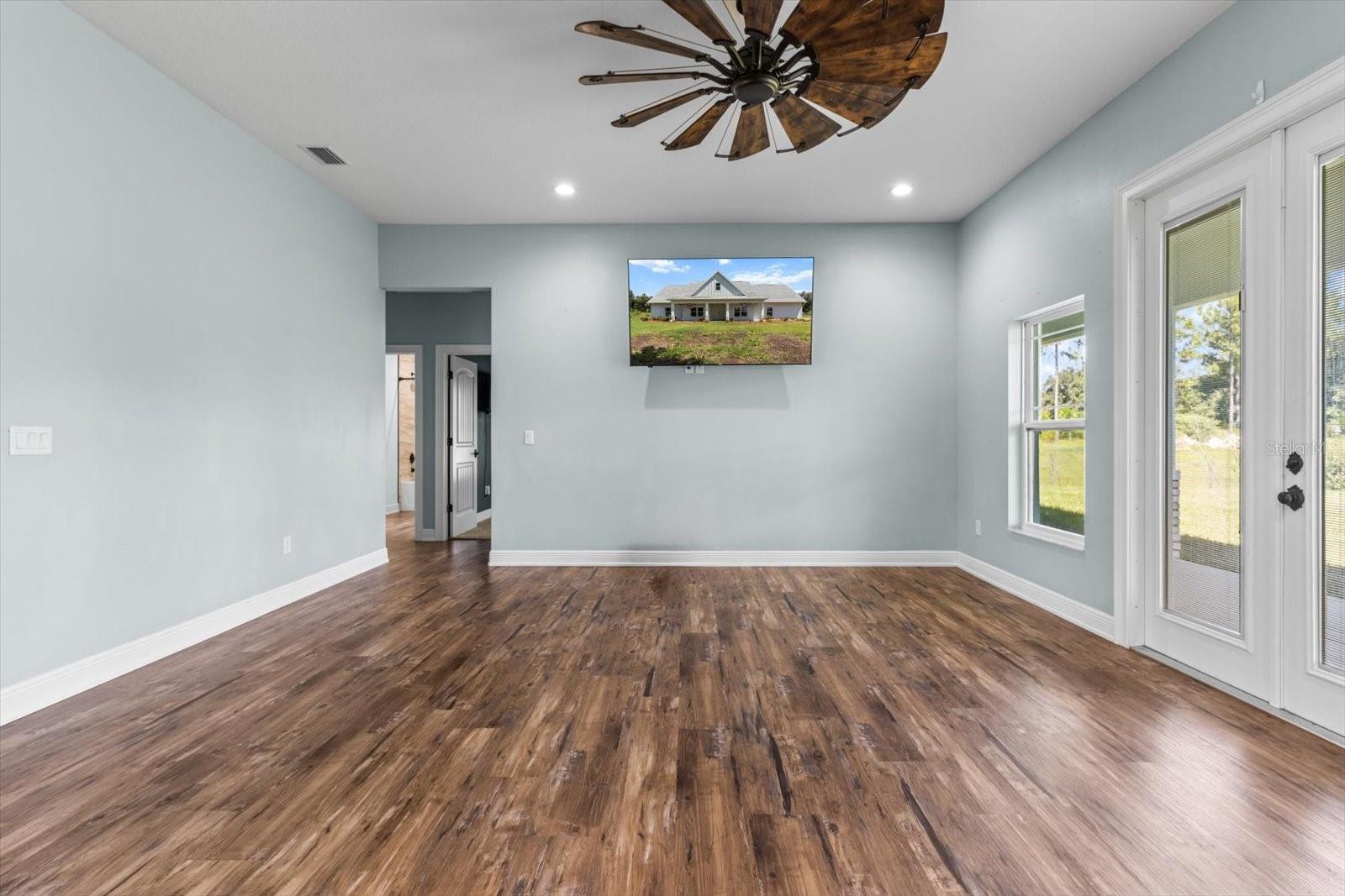 SHAMROCK ACRES PH 03 UNREC - Residential