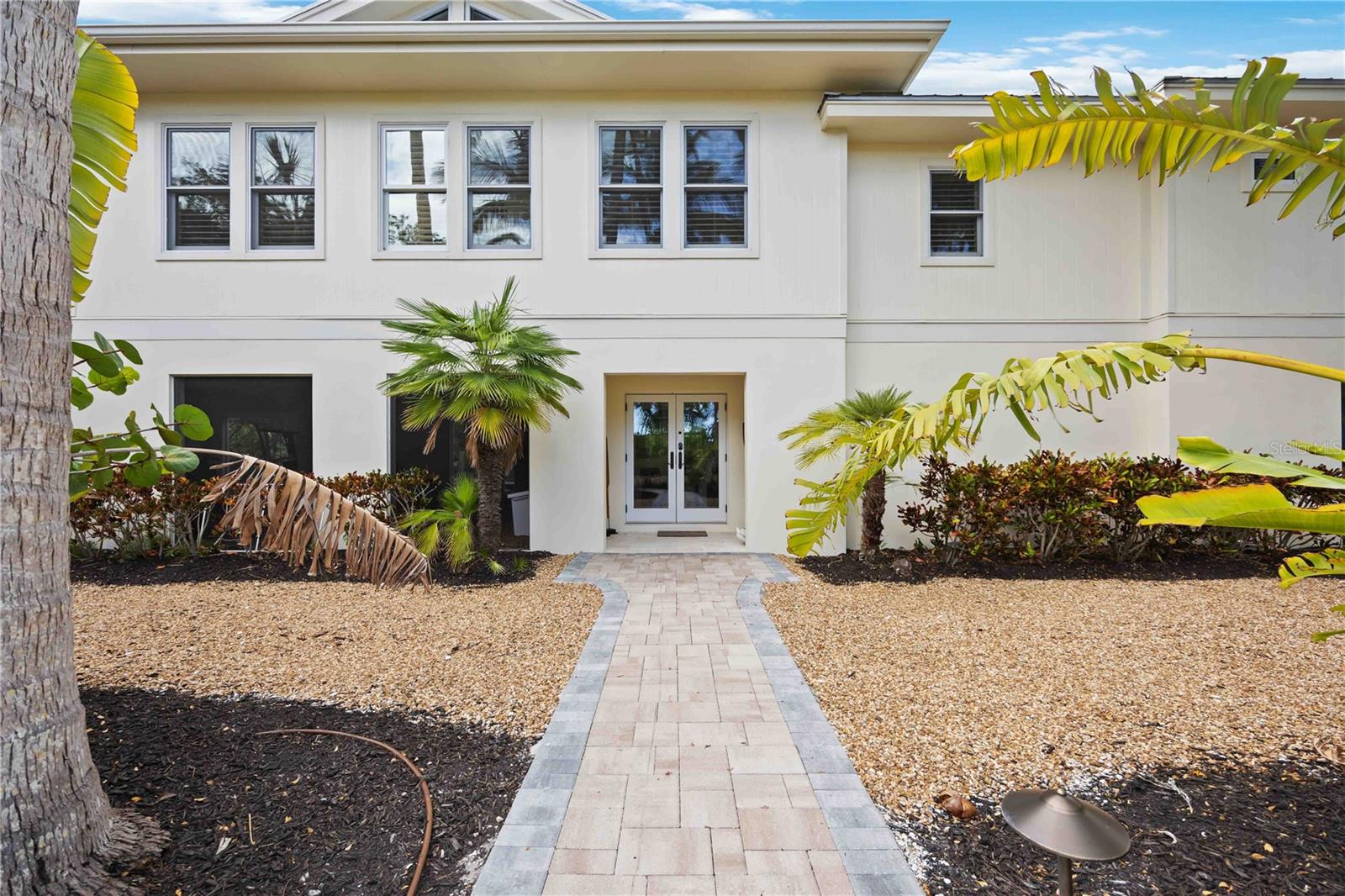 SANDERLING CLUB - Residential