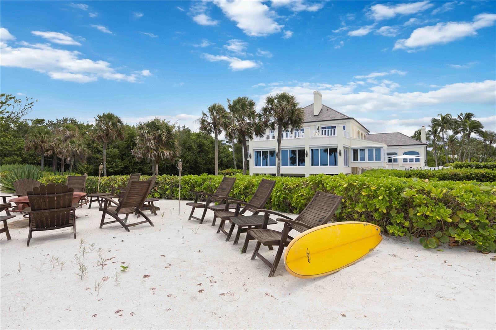 SANDERLING CLUB - Residential