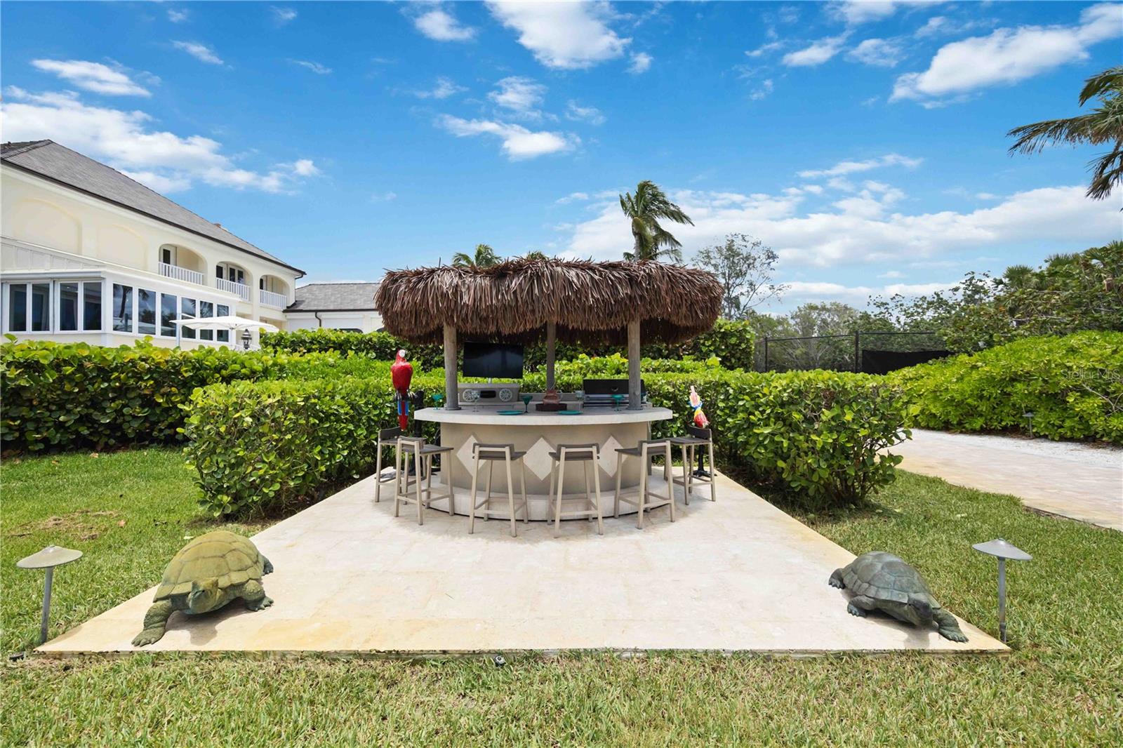 SANDERLING CLUB - Residential