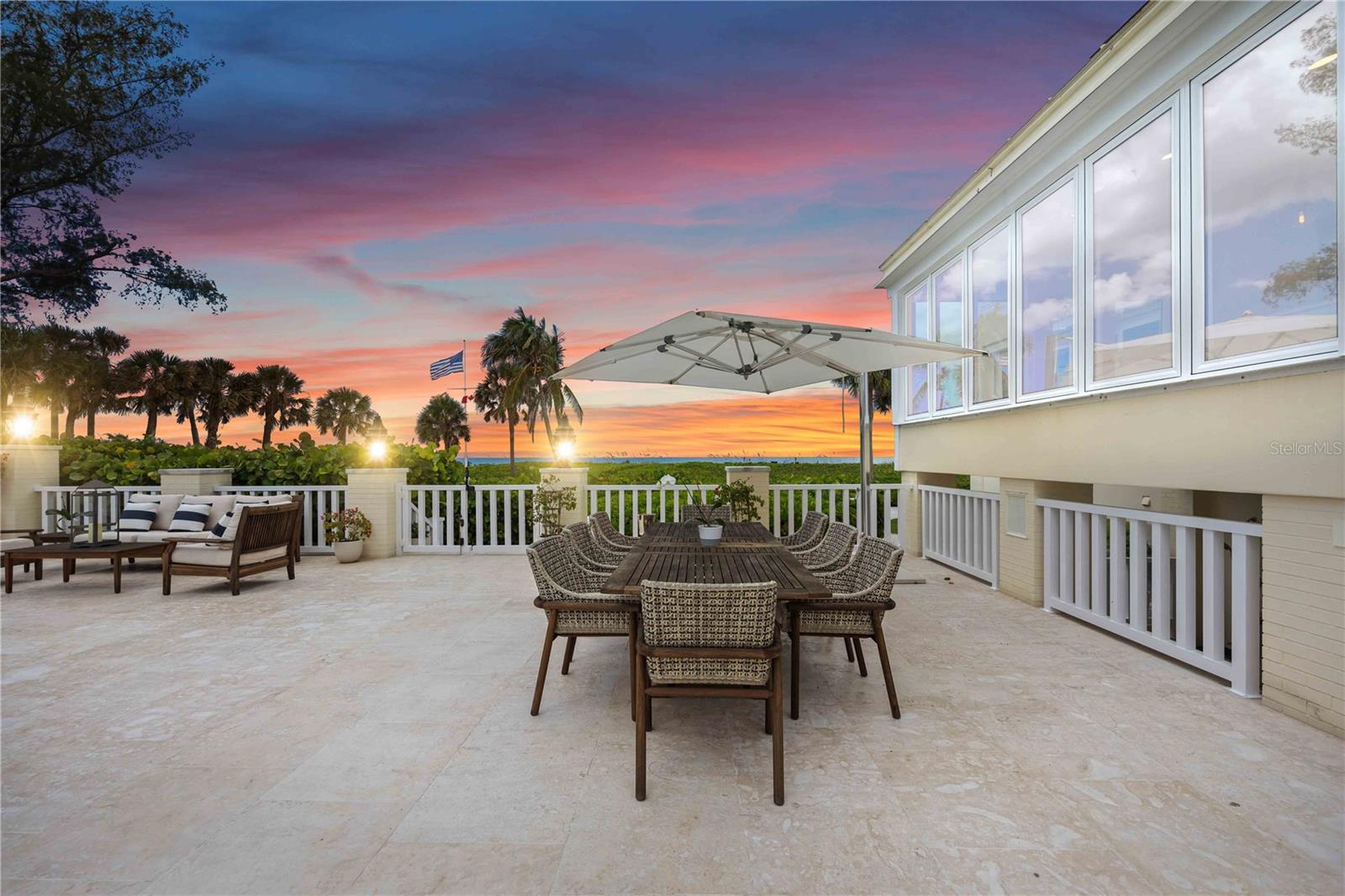 SANDERLING CLUB - Residential