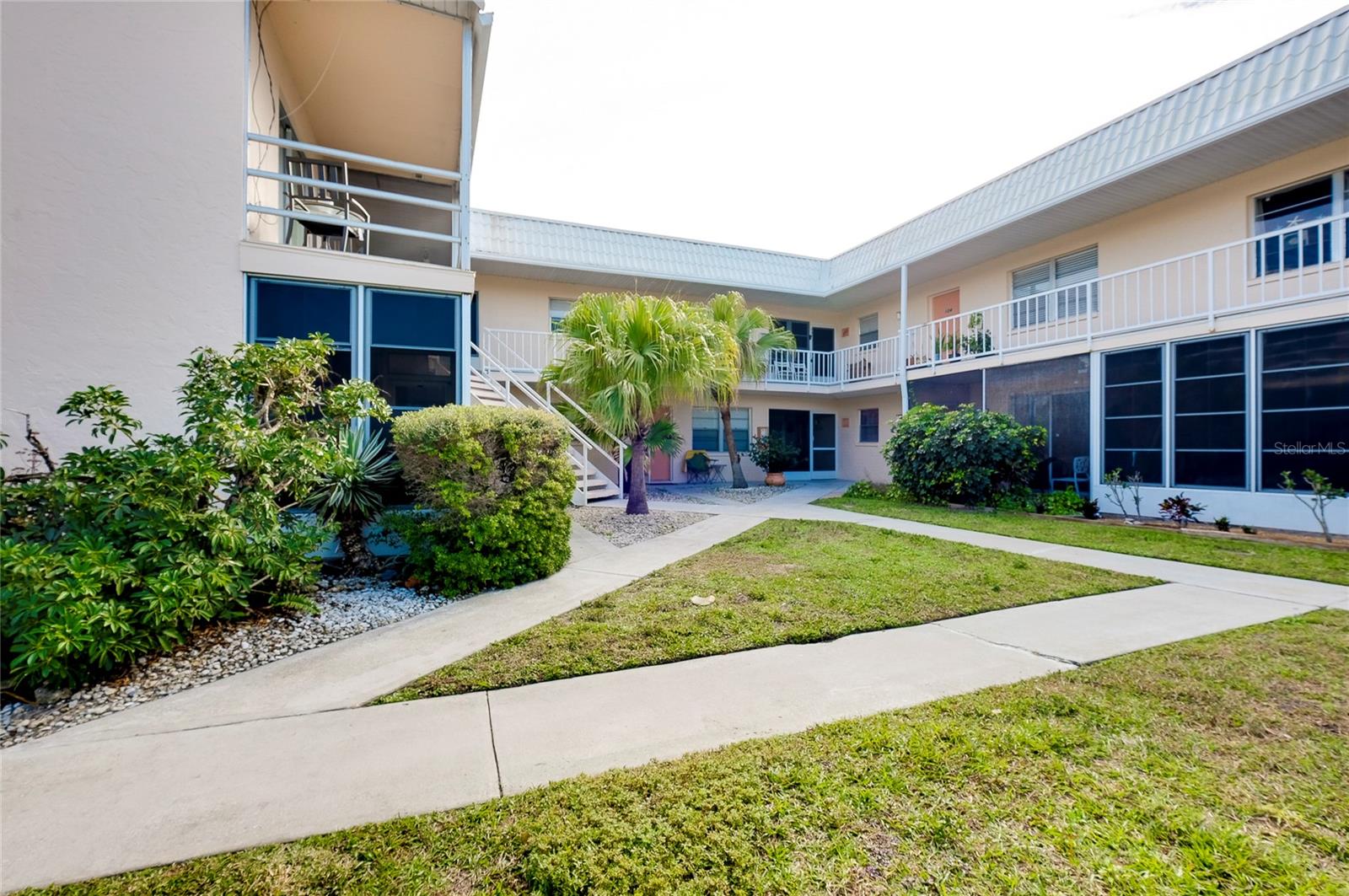 460 BASE AVENUE E 122