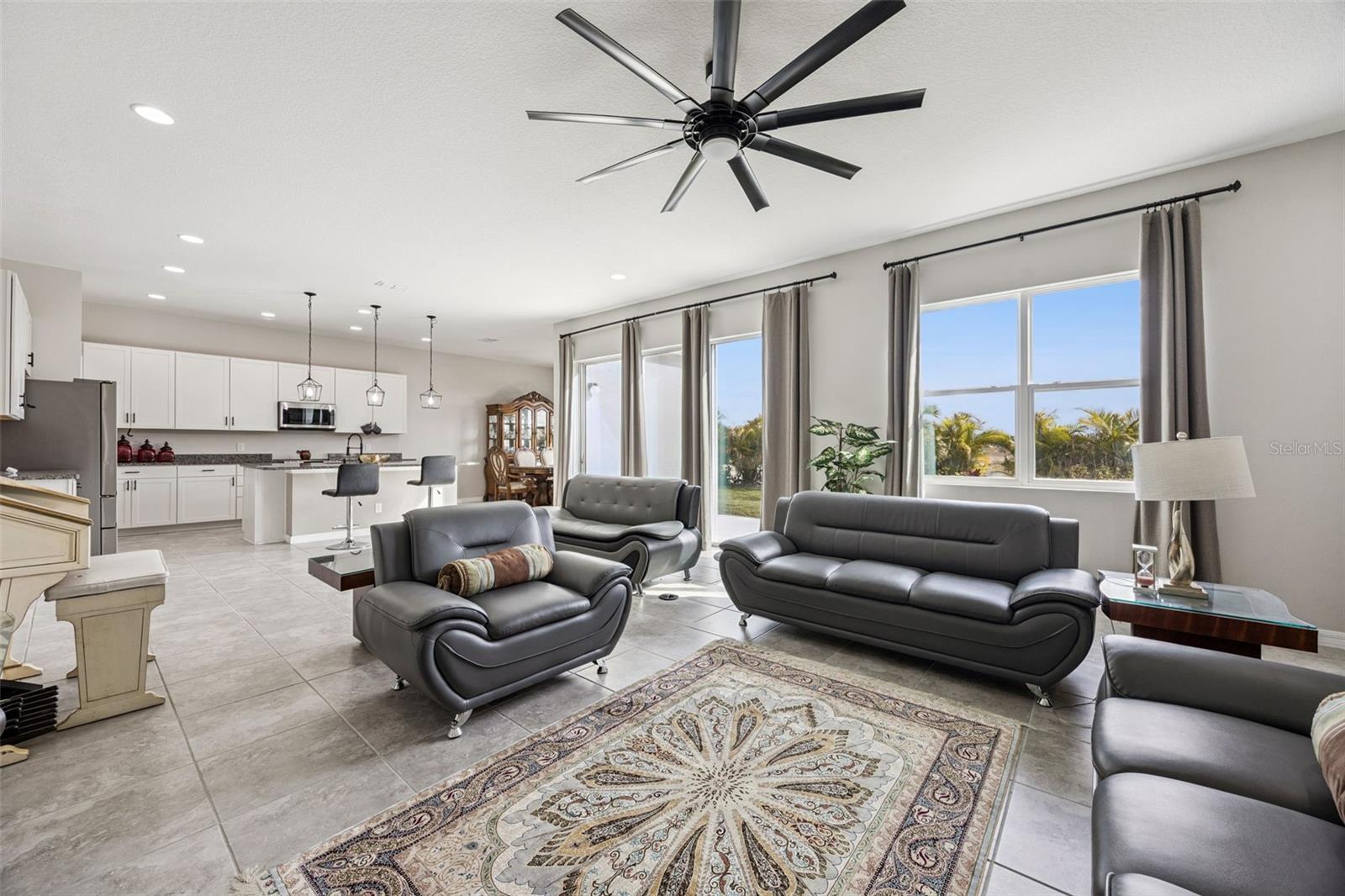 SOLA VISTA - Residential