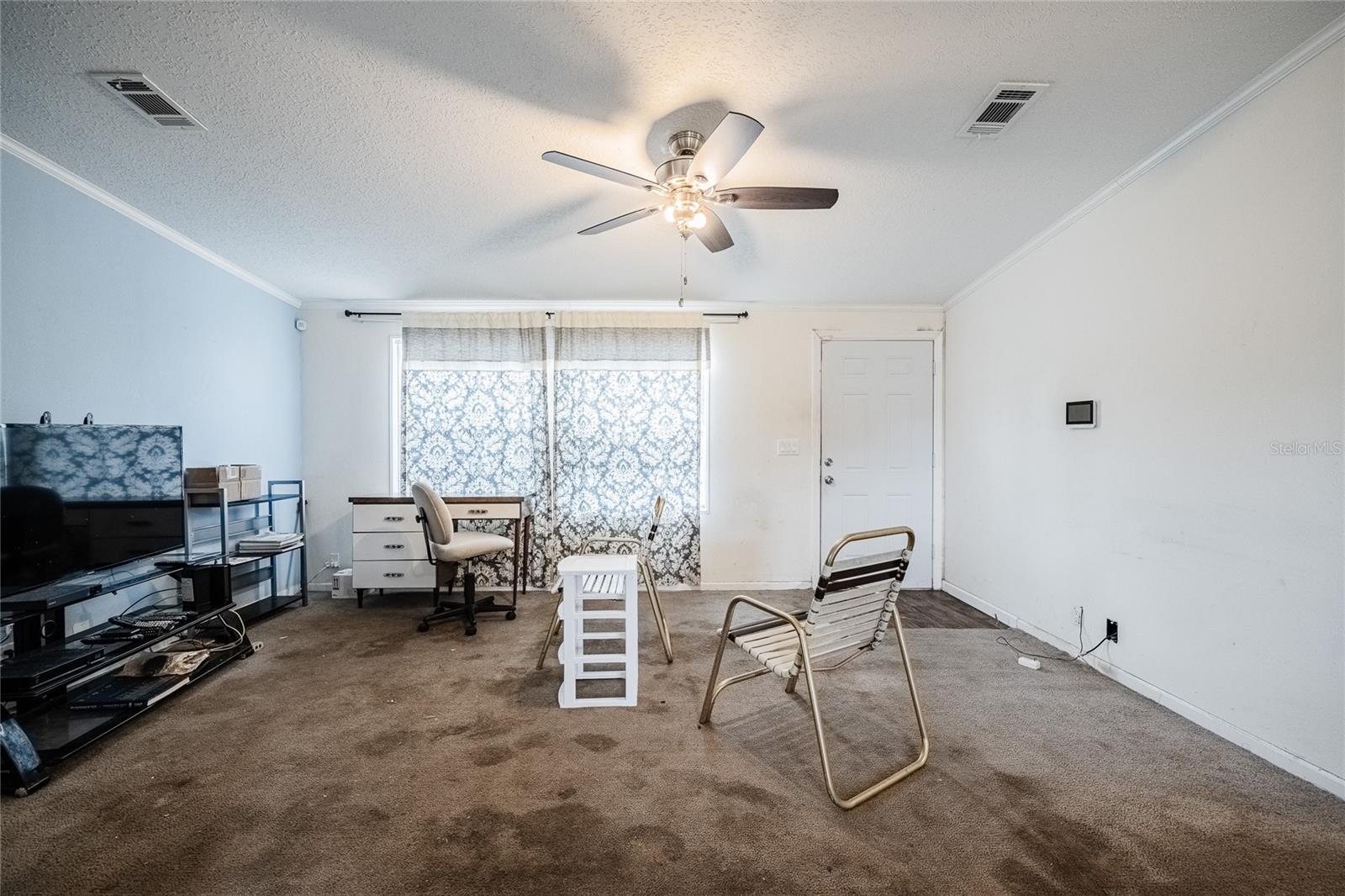 LAKE MARIANA ACRES - Residential