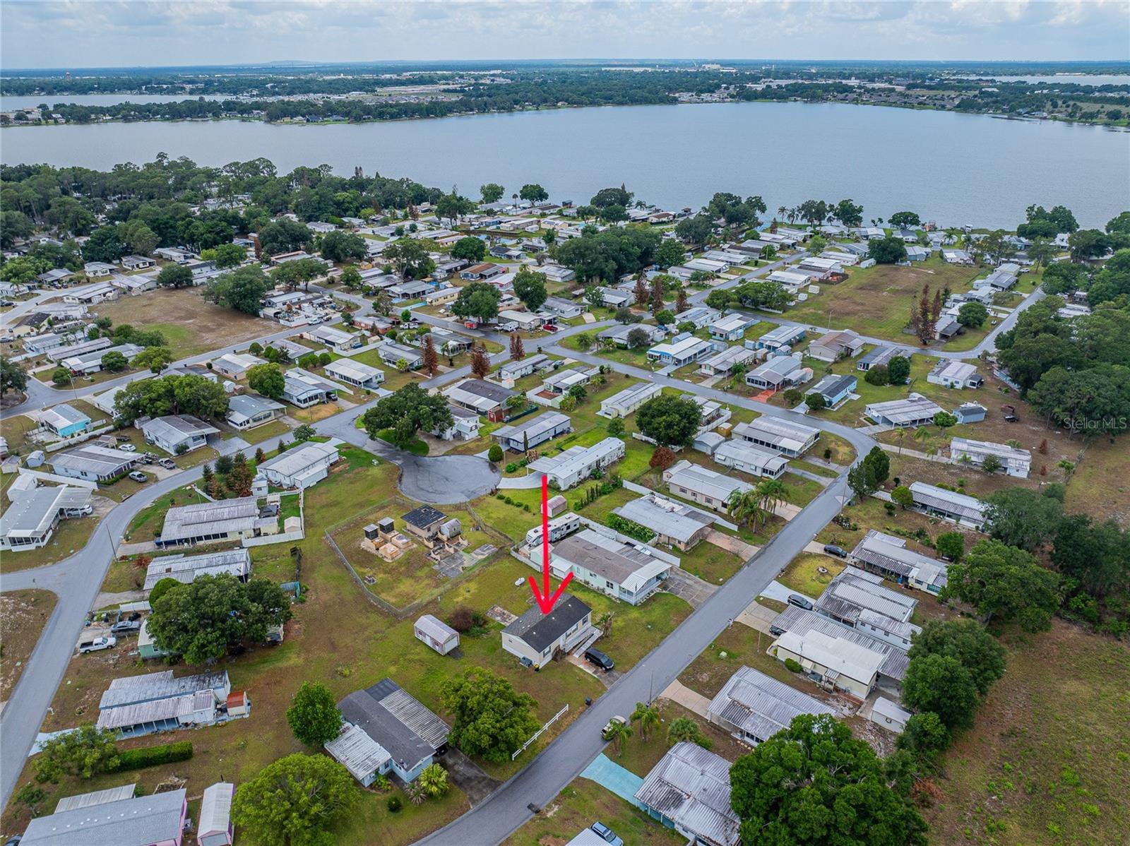 LAKE MARIANA ACRES - Residential