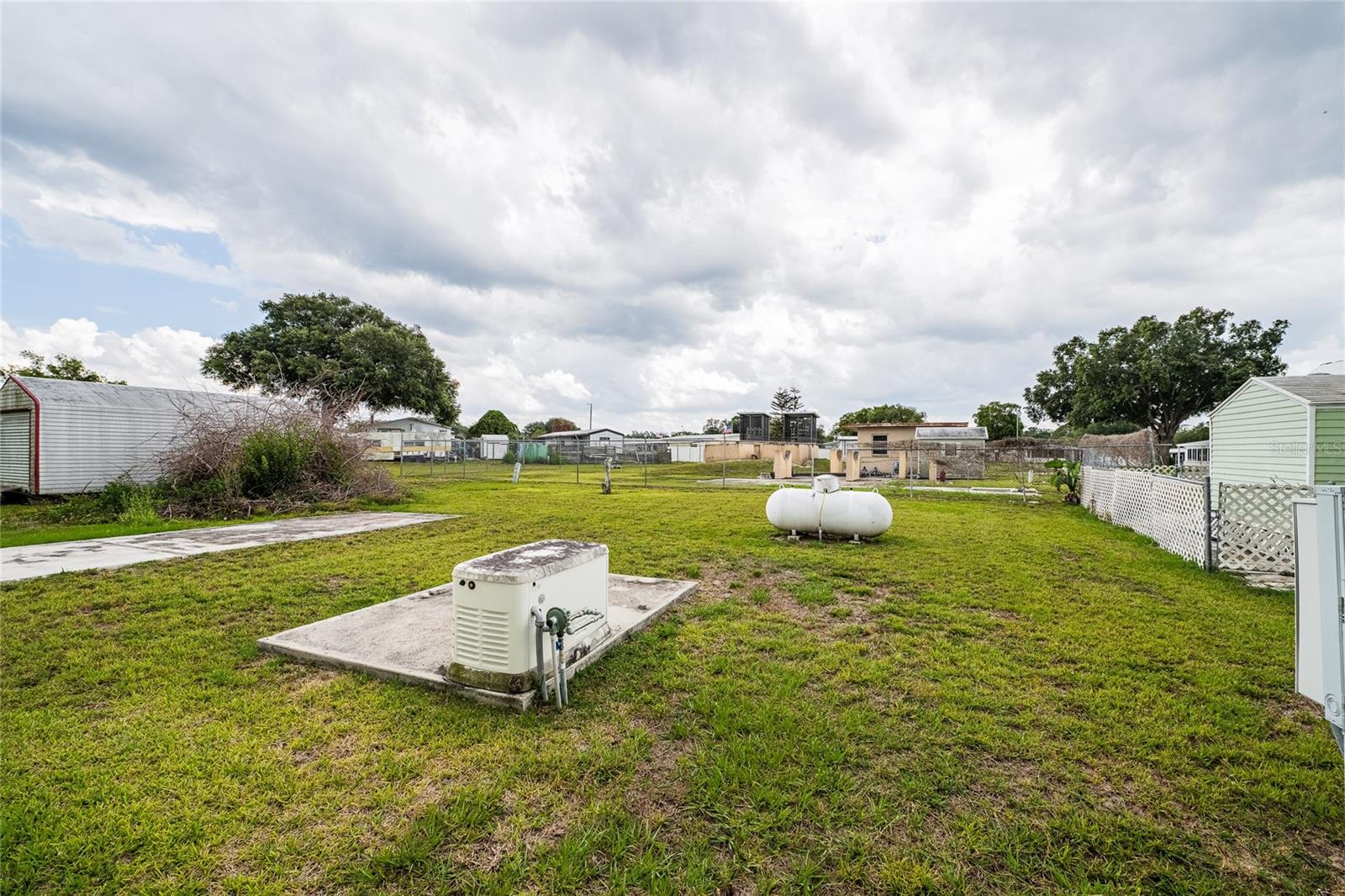 LAKE MARIANA ACRES - Residential