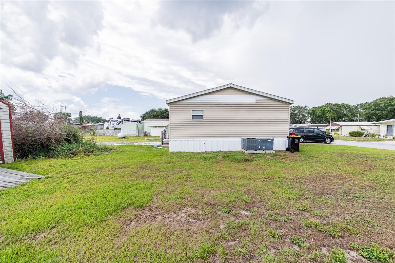 LAKE MARIANA ACRES - Residential