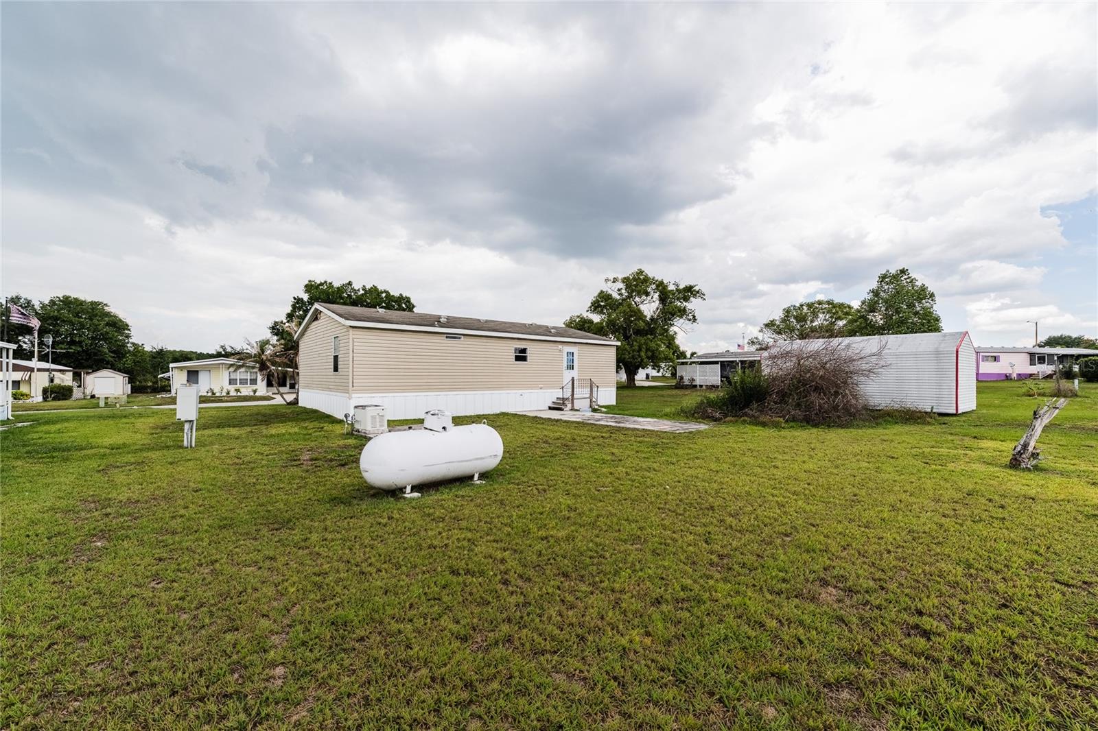 LAKE MARIANA ACRES - Residential