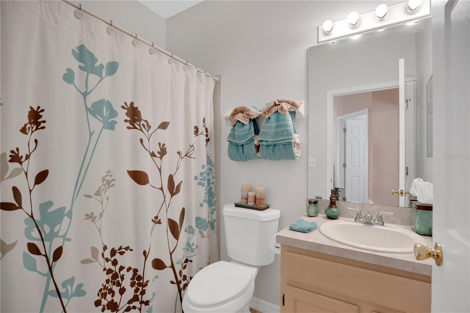 ROYAL OAK ESTATES - Residential