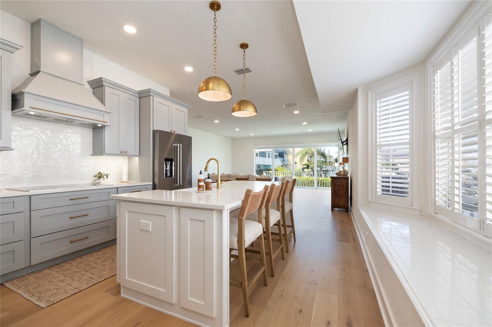 DOLPHINS LANDING - Residential