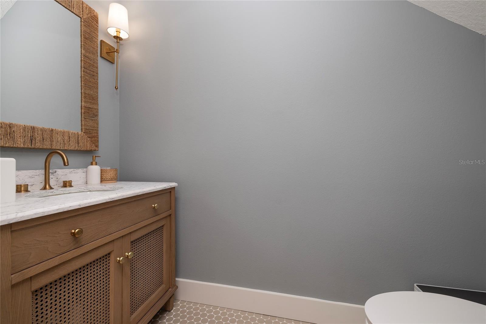 DOLPHINS LANDING - Residential