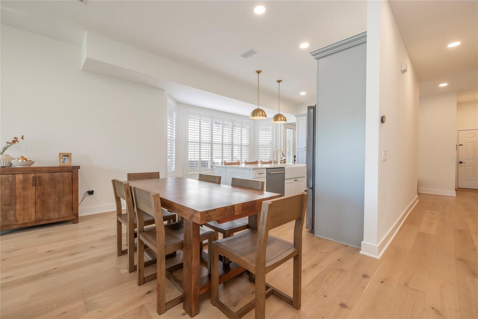 DOLPHINS LANDING - Residential