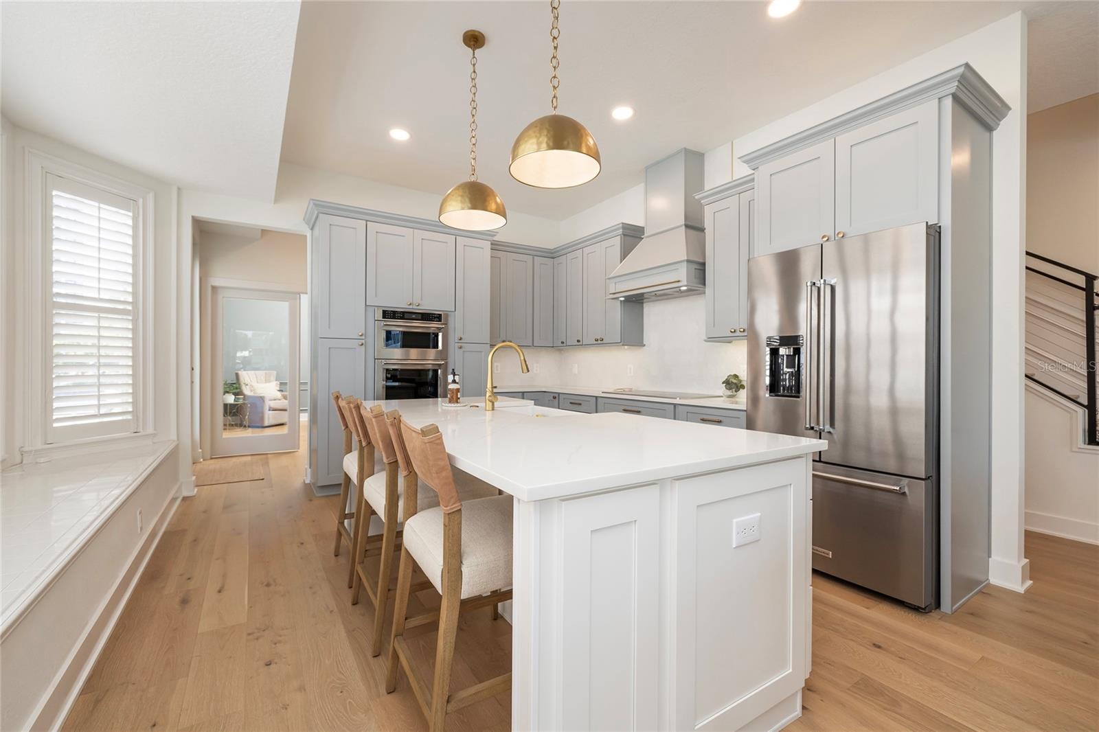 DOLPHINS LANDING - Residential