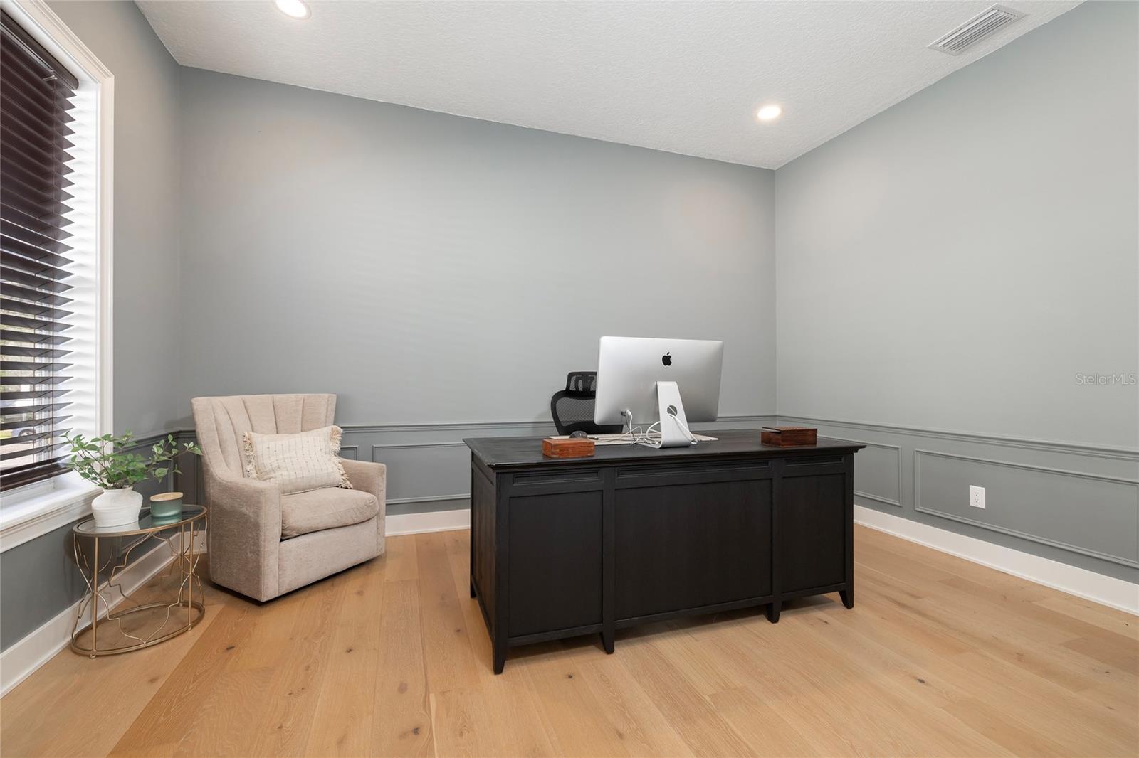 DOLPHINS LANDING - Residential