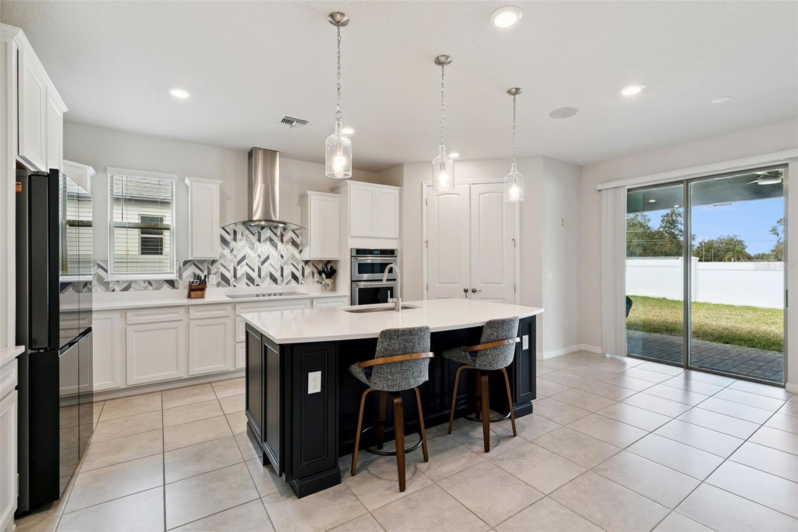 3322 CANYON GRAND POINT