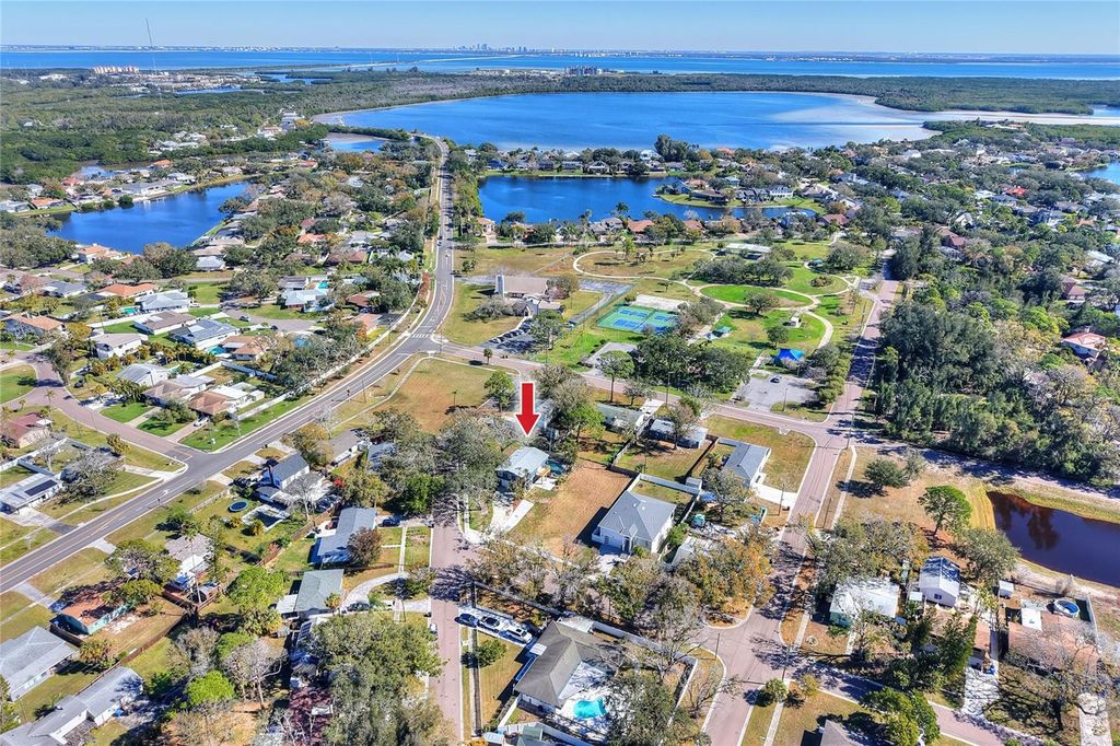 Photo of 400 Patica Road NE, St Petersburg, FL 33702 (MLS # L4959177)