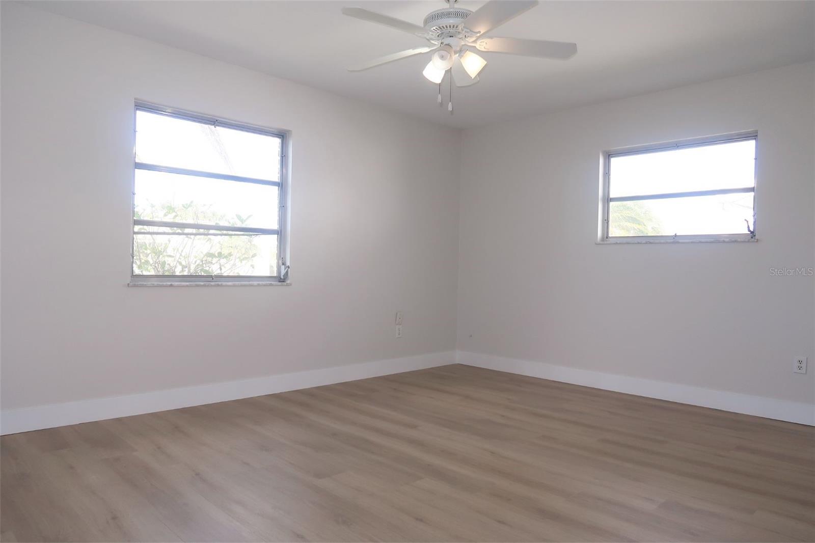 DEL WEBBS SUN CITY FLORIDA UN - Residential