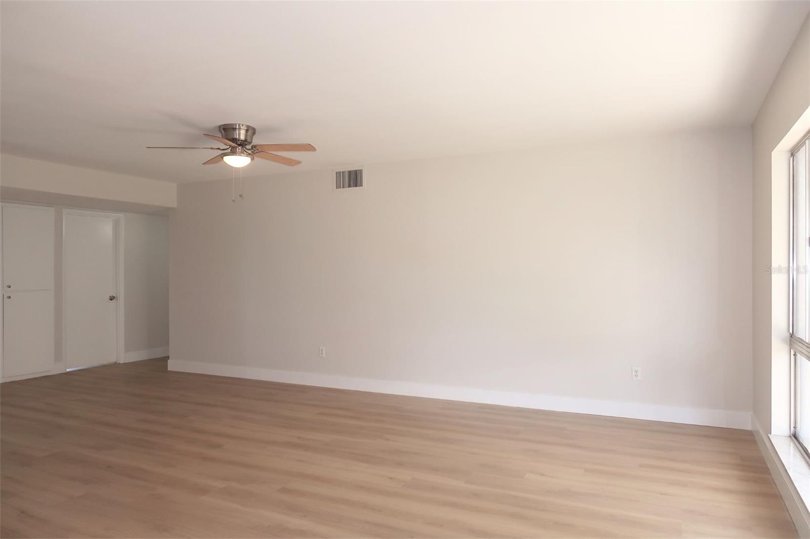 DEL WEBBS SUN CITY FLORIDA UN - Residential