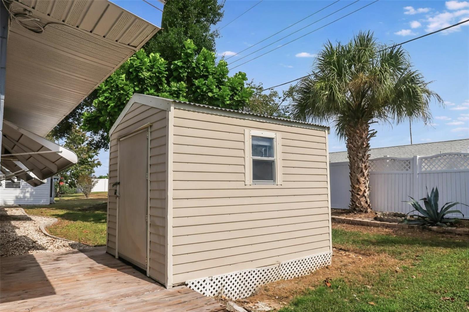DEL WEBBS SUN CITY FLORIDA UN - Residential