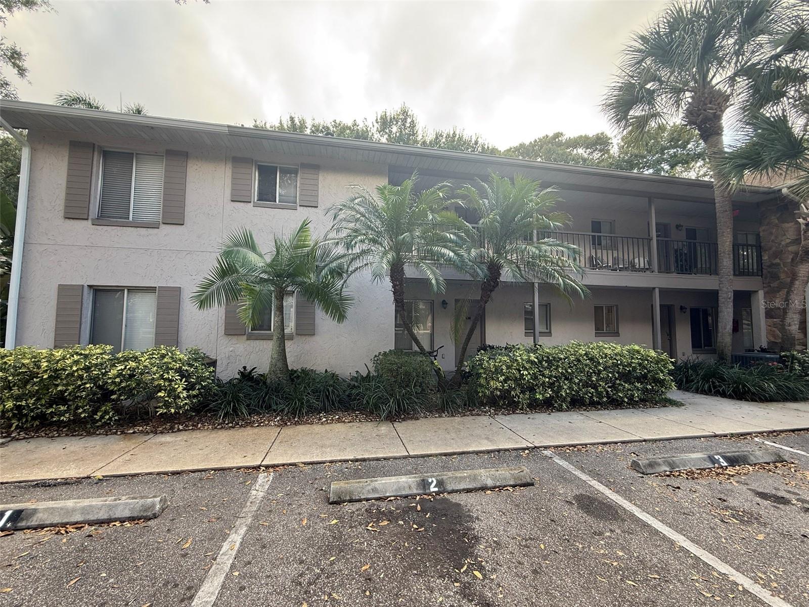 PARK LAKE - Residential Lease