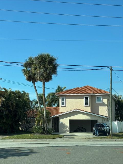 Photo of 1427 40th Avenue NE, St Petersburg, FL 33703 (MLS # J997797)
