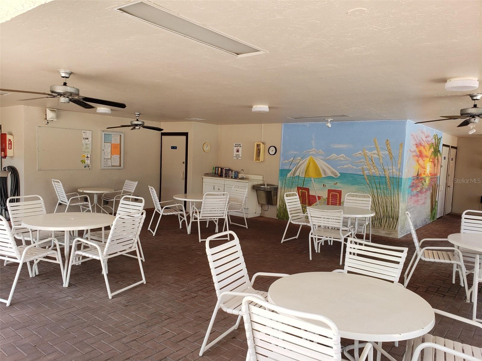 MIRROR LAKE SEC 3 - Residential Lease