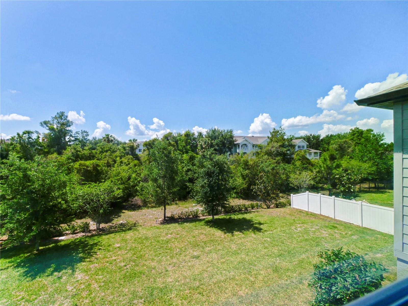 HAMPTON OAKS - Residential