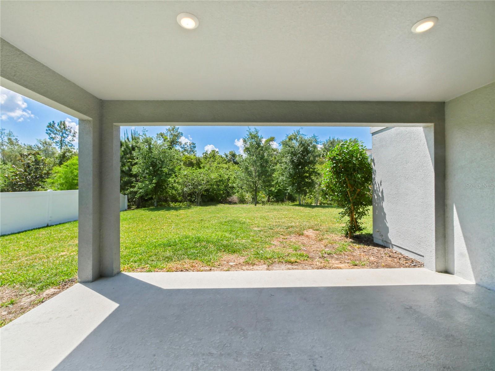 HAMPTON OAKS - Residential