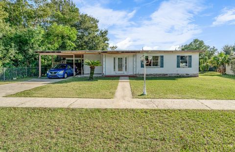 A home in DELTONA