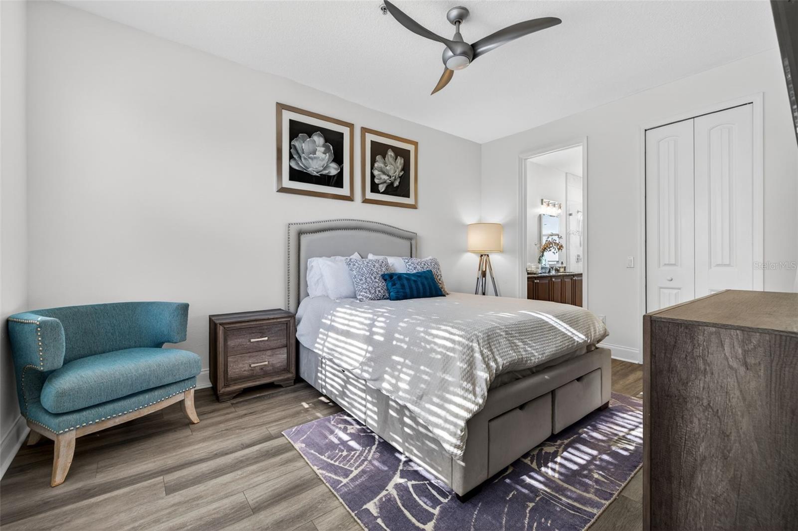 CLEVELAND STREET VILLAS - Residential