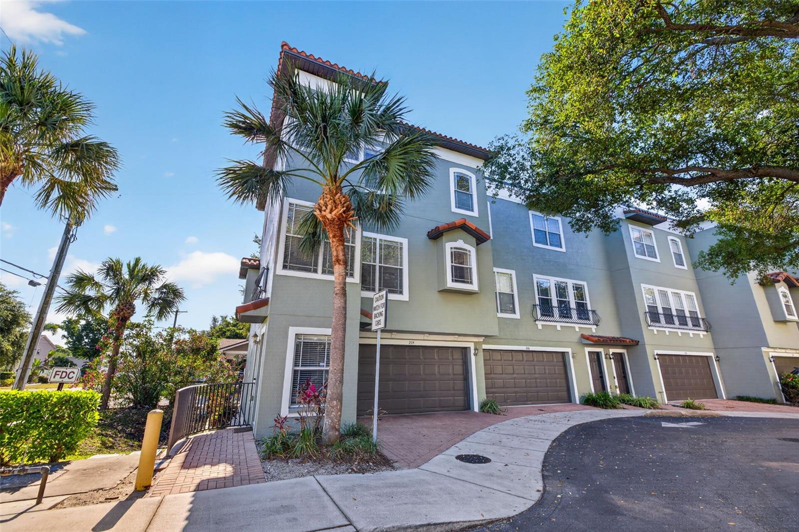 204 ROCK GARDEN PLACE 1