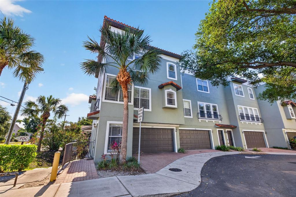 Photo of 204 Rock Garden Place #1, Tampa, FL 33609 (MLS # TB8501335)