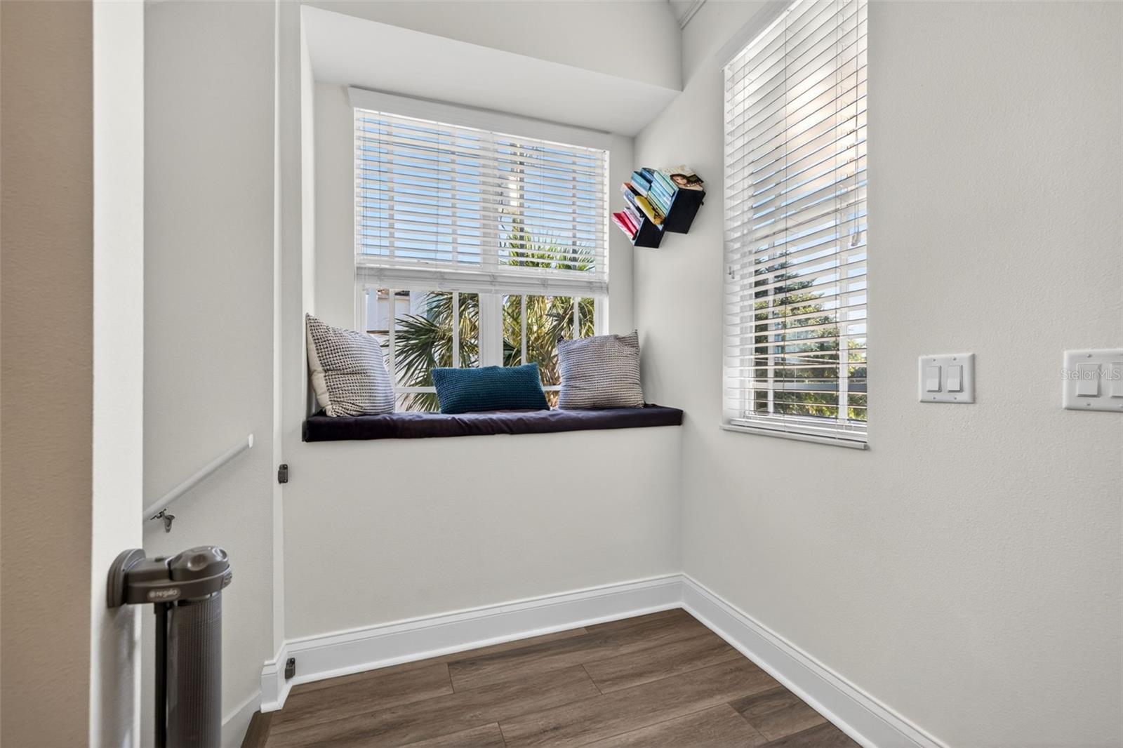 CLEVELAND STREET VILLAS - Residential