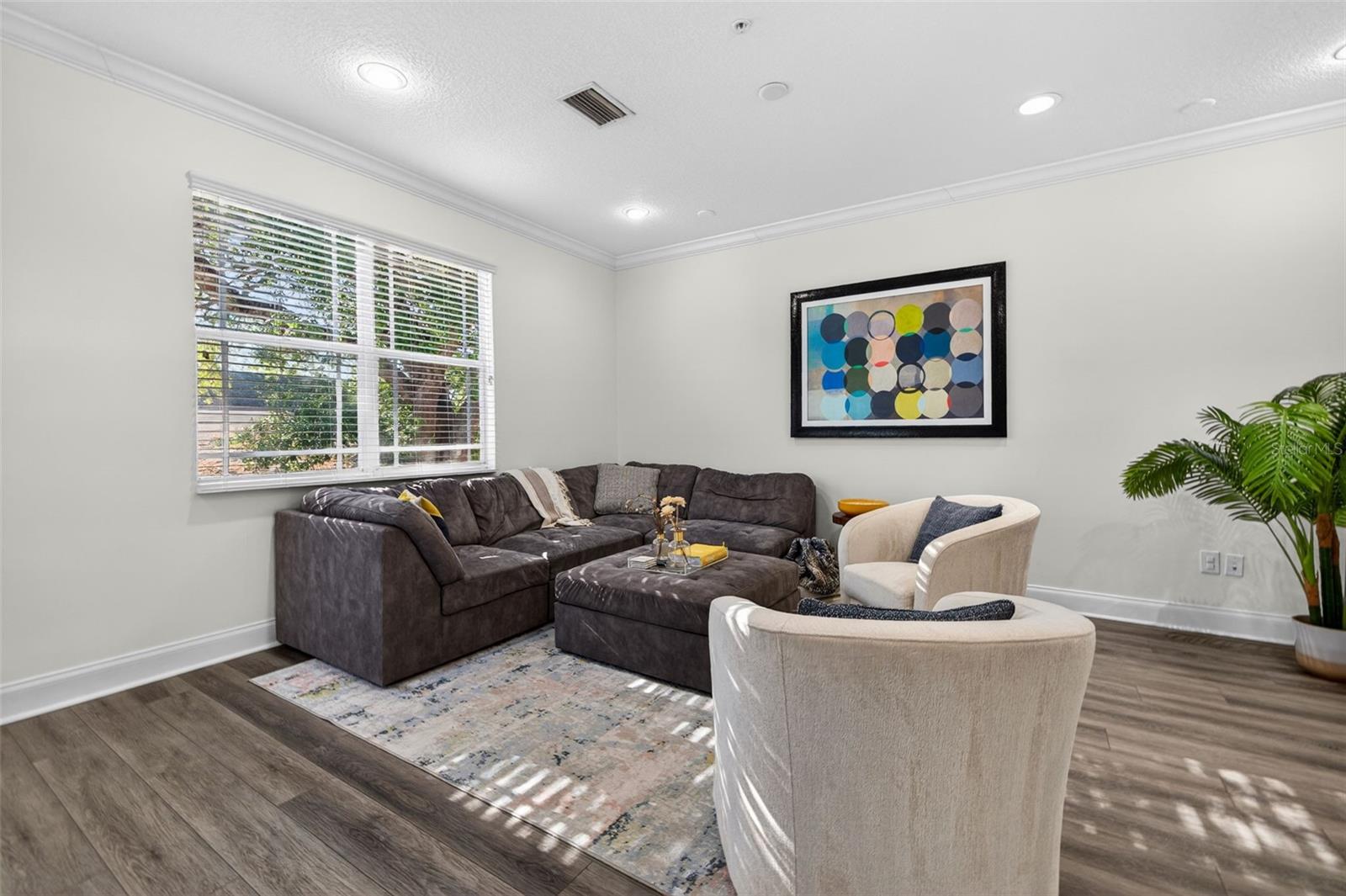 CLEVELAND STREET VILLAS - Residential