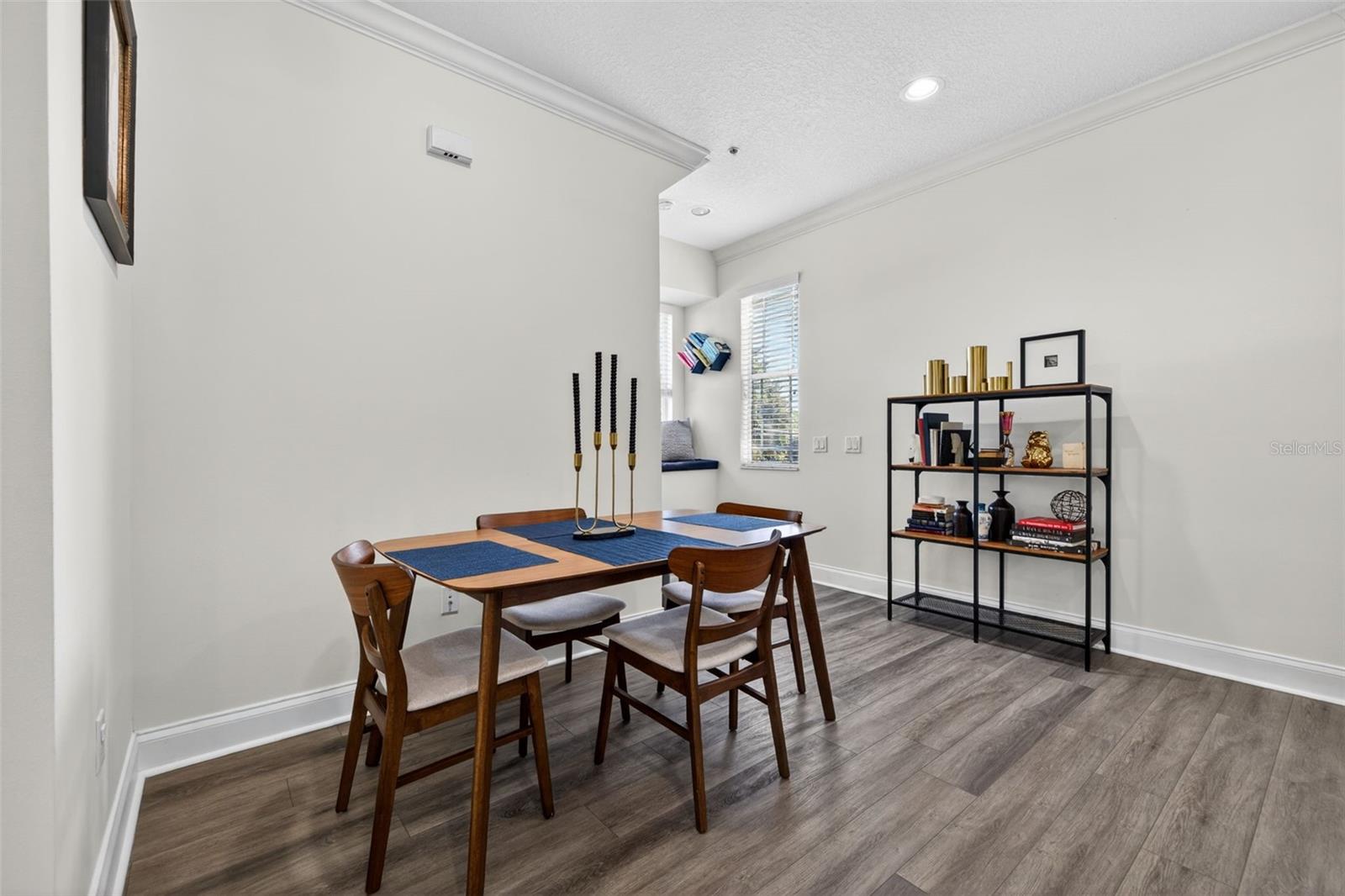 CLEVELAND STREET VILLAS - Residential