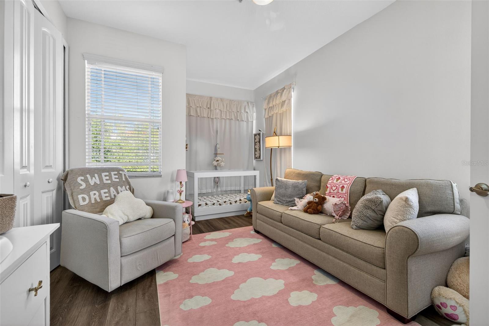 CLEVELAND STREET VILLAS - Residential