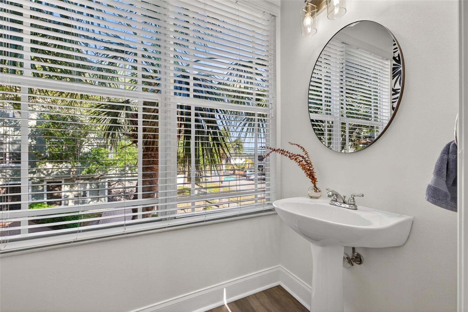 CLEVELAND STREET VILLAS - Residential