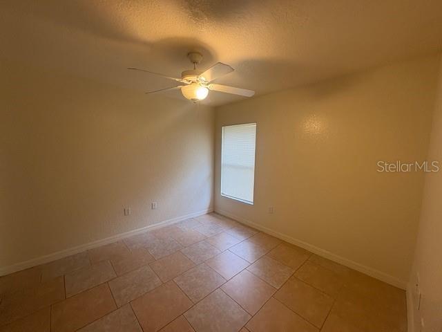 FOX LAKES - Residential Lease