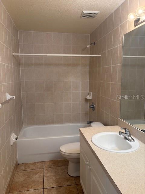 FOX LAKES - Residential Lease